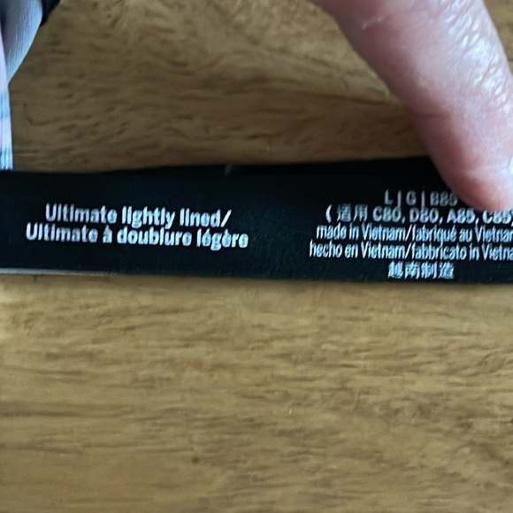 PINK Victoria’s Secret Swim To Gym Ultimate Lightly Lined Floral Sports Bra - Picture 6 of 6